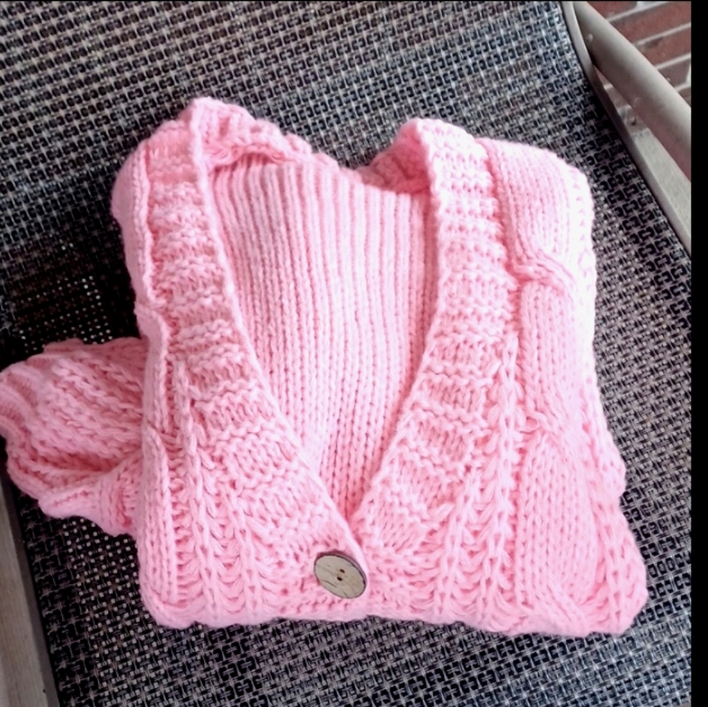 NEW!Thick, Not Bulky! Handknitted,tulip pink,chunky,button down,cardigan! Sz.M